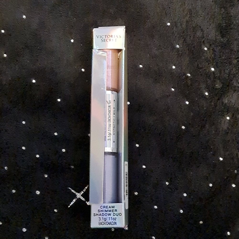 NWT Victora secret shimmer shadow